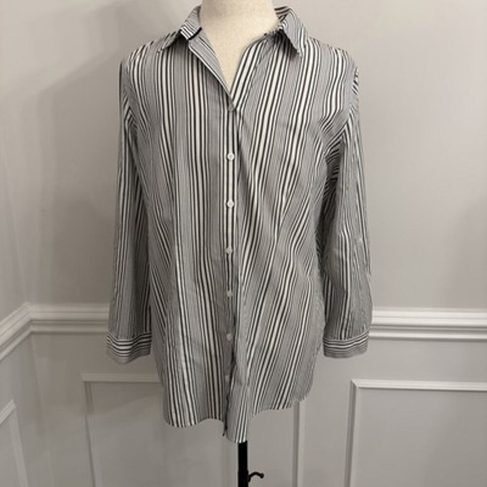 Chico’s No Iron Long Sleeve Roll Tab Blouse Button Up Black White Stripe 16 XL